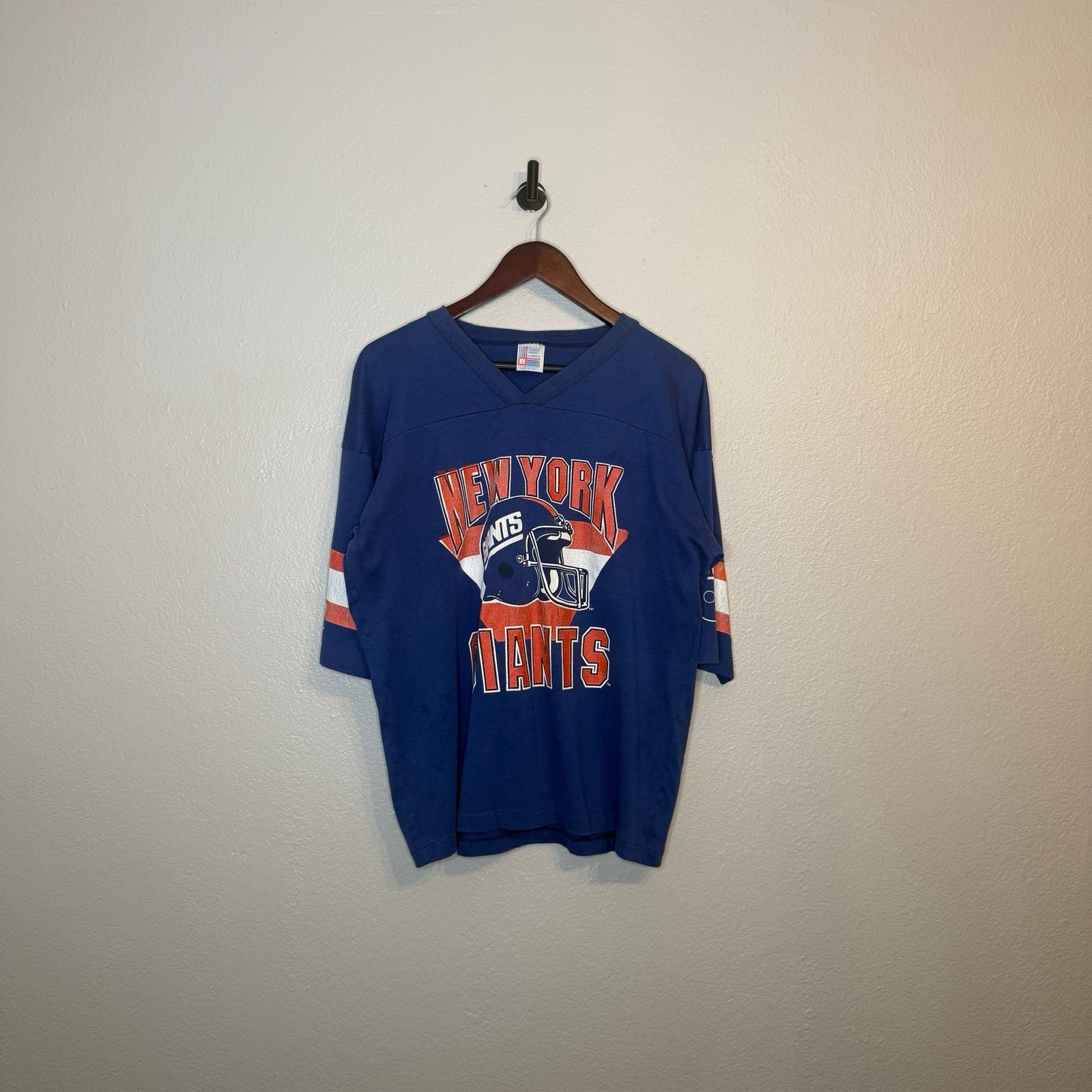Vintage 3/4 Length Sleeve Navy New York Giants V-Neck T-Shirt – Large