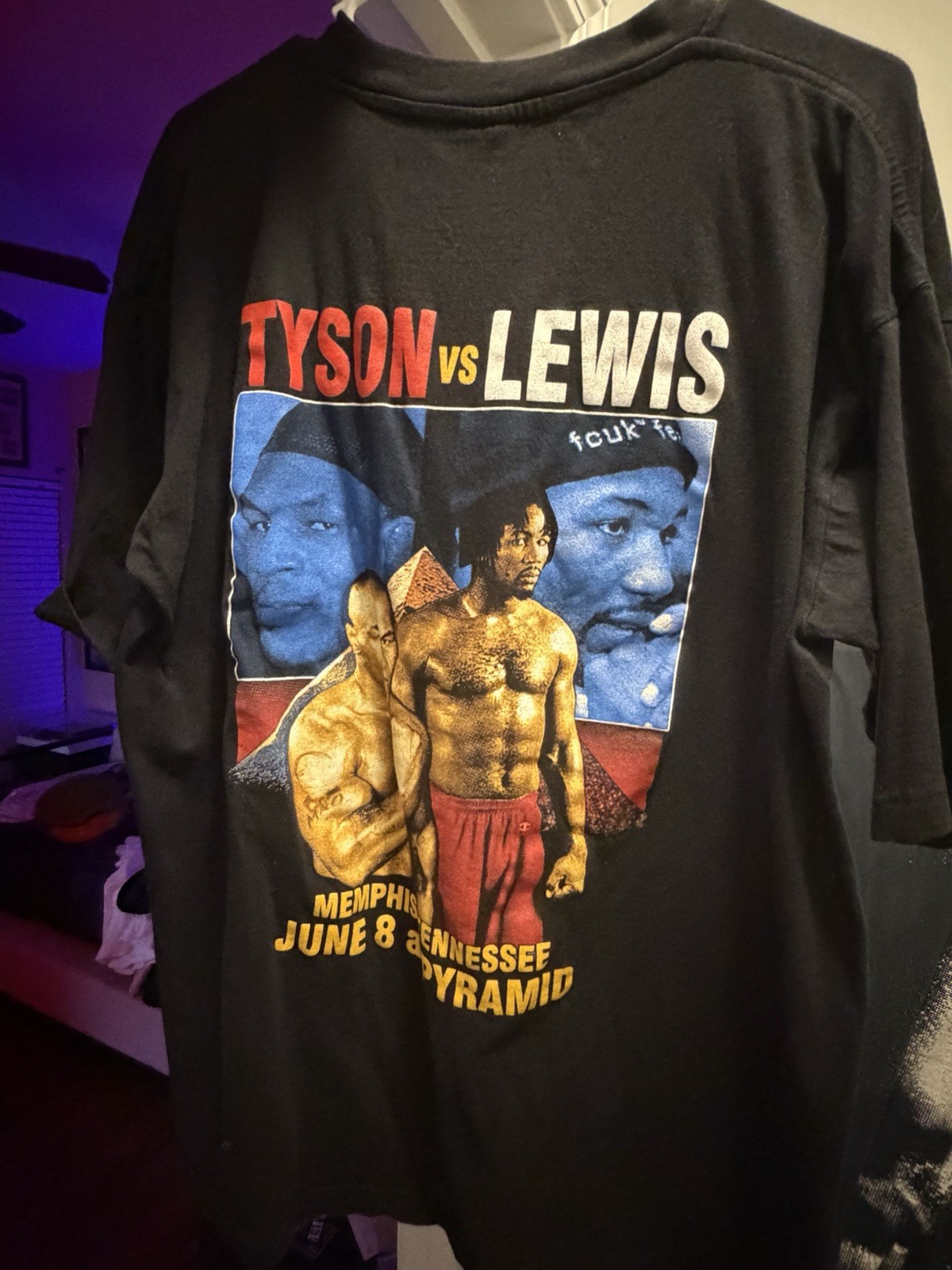 Men's XL Black Rumble on the River Lennox Lewis vs Mike Tyson Graphic T-Shirt XL gallery