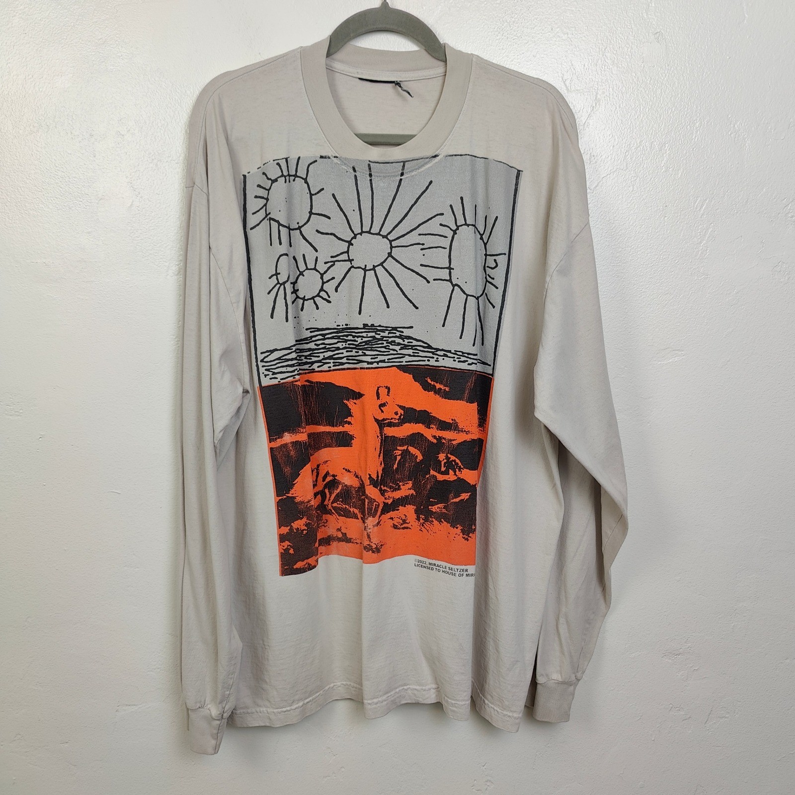 Miracle Seltzer Mens T-Shirt XL Beige Graphic Long Sleeve Holy Spirit Streetwear gallery