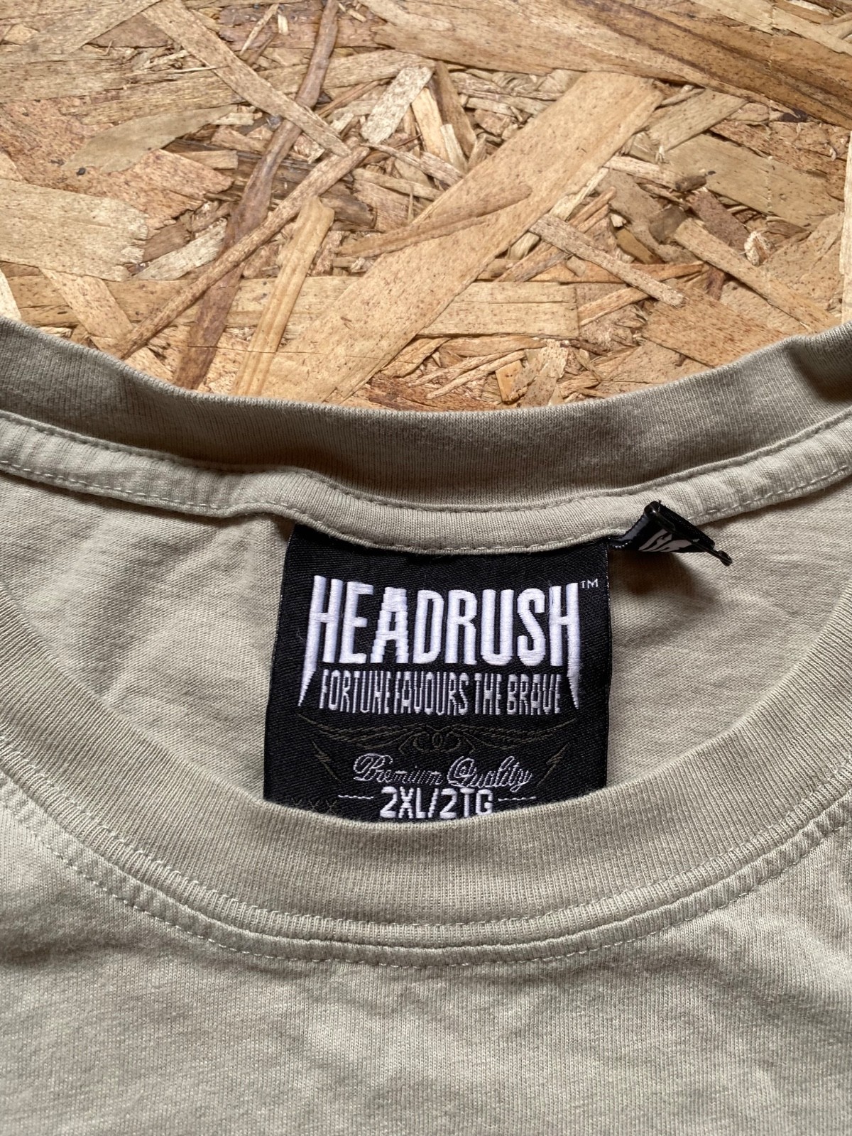 Light Grey Headrush with dragon Graphic T-shirt size 2XL Regular fit men's gallery