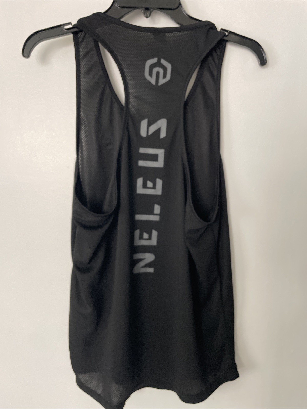 NELEUS Dry Fit Logo Muscle Mesh Tank Top Mens Gym Workout Black Size Medium gallery