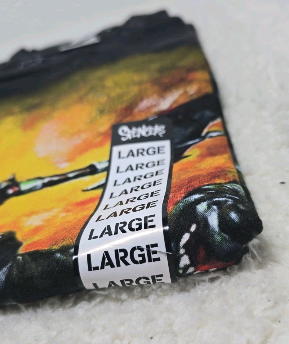 Frank Frazetta Conan Axe Graphic T-Shirt $29.99 Retail Men's Size Large (FRAZ) gallery