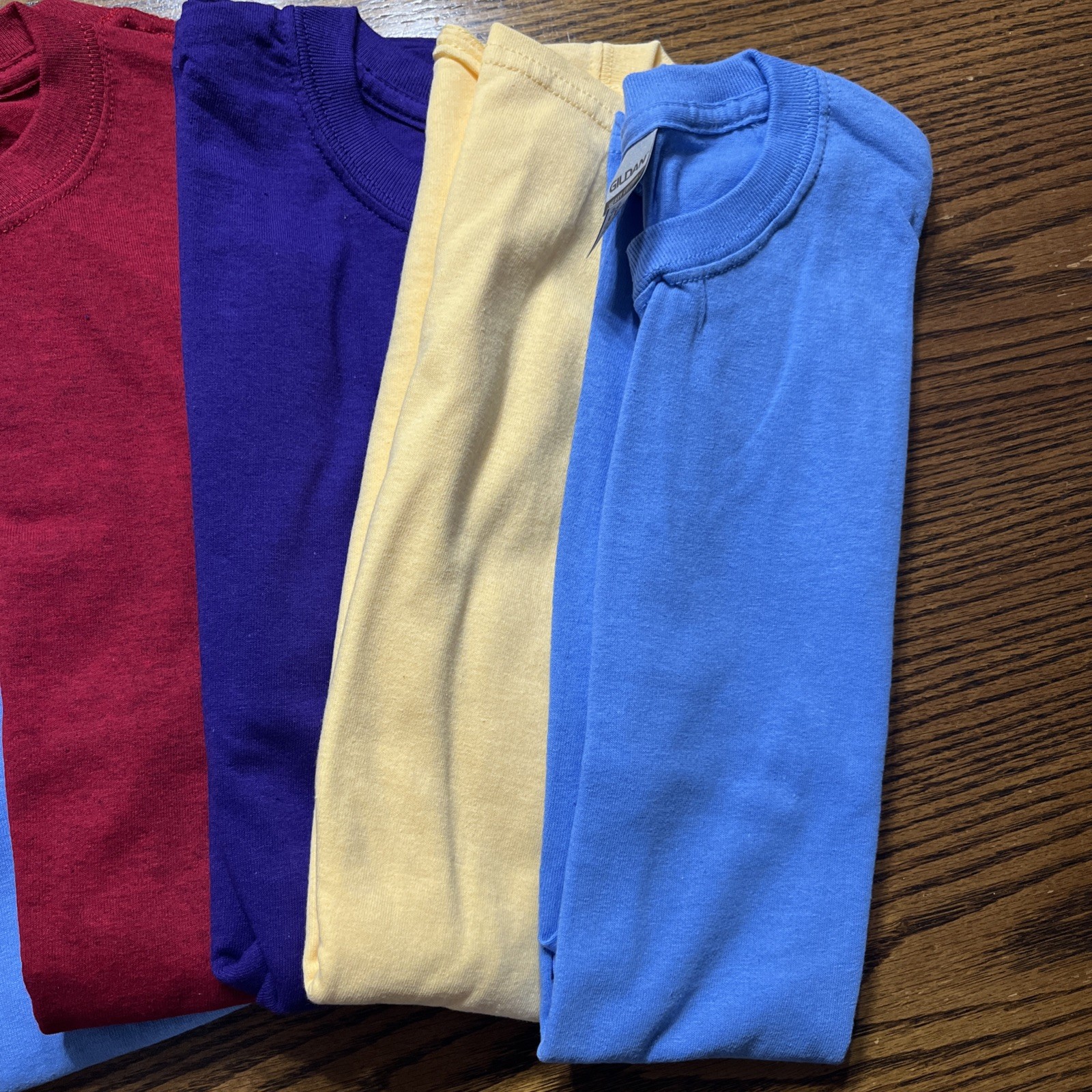 Gilden Heavy Cotton T-shirts Multicolors Size Medium No Pocket Set Of Five gallery
