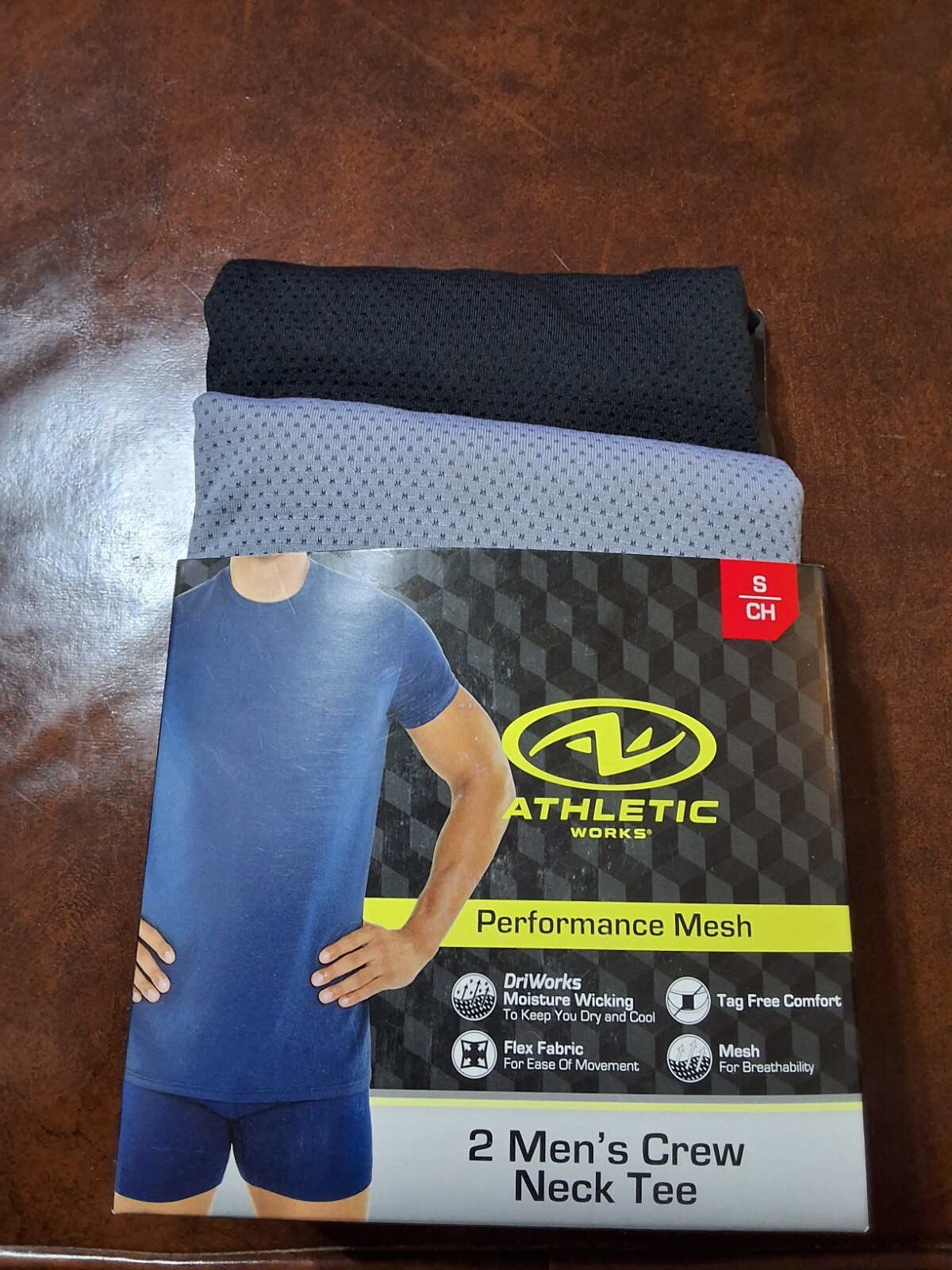 2 Pk ATHLETIC WORKS Men’s BREATHABLE MESH CREW TEE SHIRT GRAY BLACK S NEW