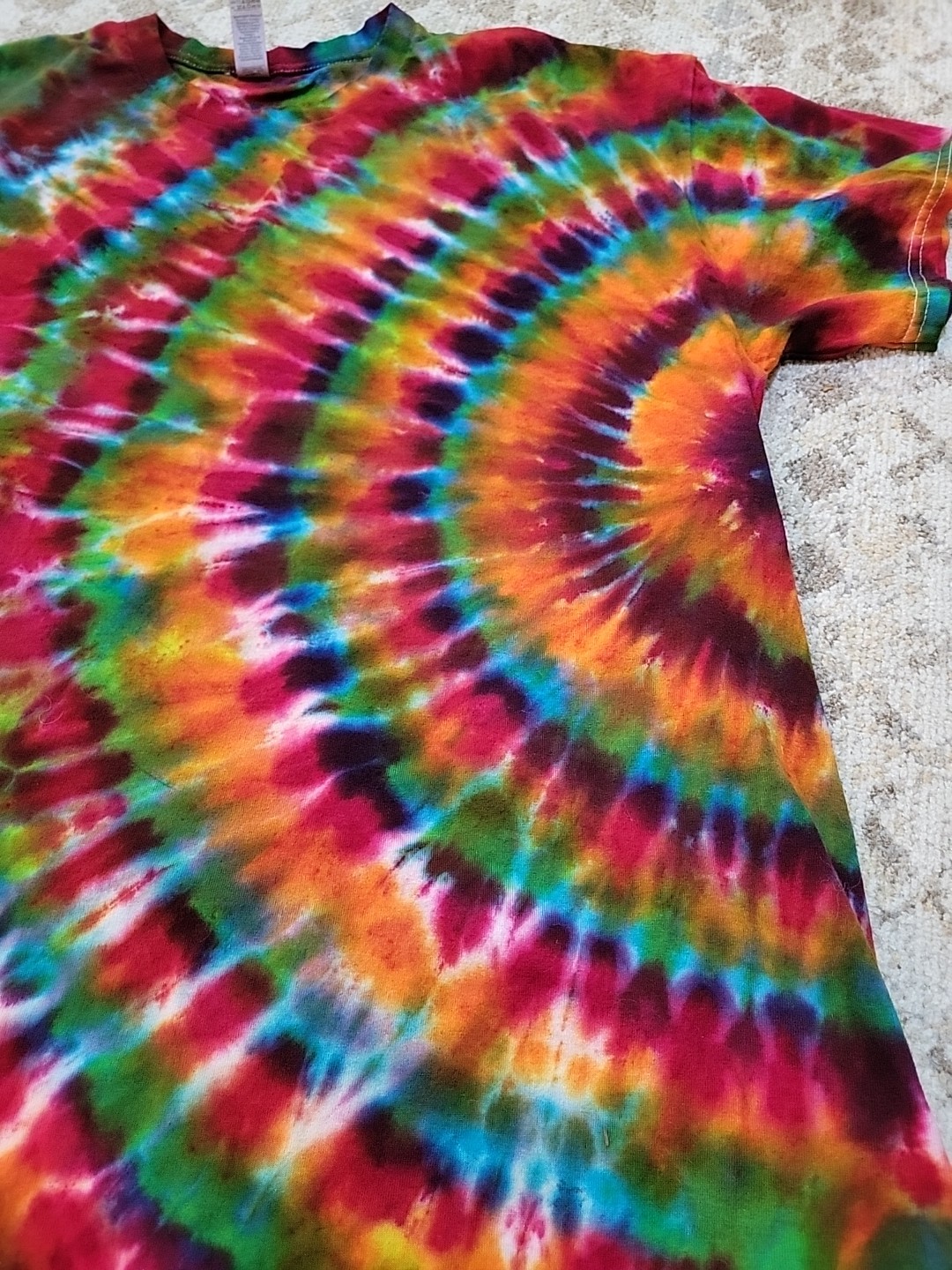 Hand Tie Dyed T Shirt Men's Medium 100% Cotton Pre Washed ShortSleeve Gift #5 gallery