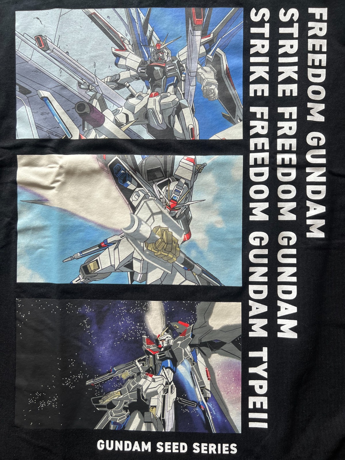 PSL Mobile Suit Gundam 45th Anniversary Graphic T-shirts UNIQLO UT JAPAN 2025 gallery