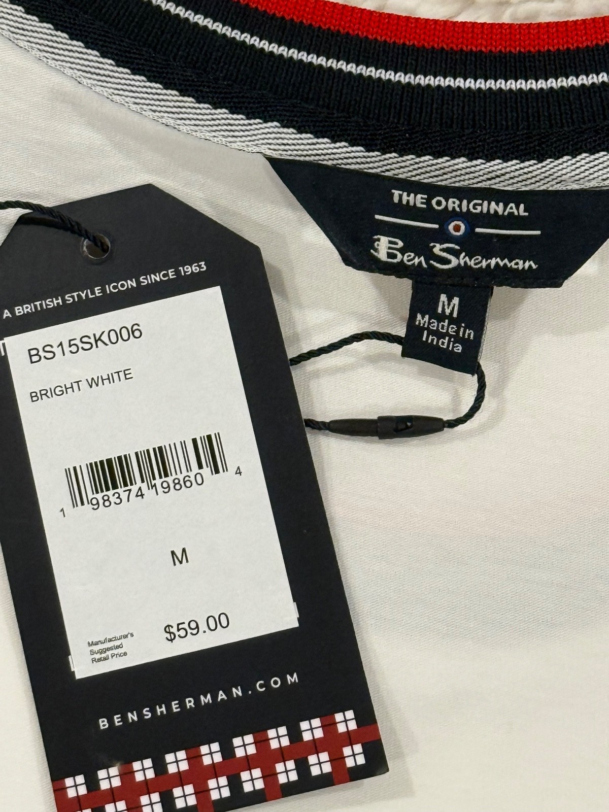 MEN'S BEN SHERMAN WHITE T-SHIRT SIZE M STRIPE COLLAR POCKET COTTON STRETCH TEE. gallery