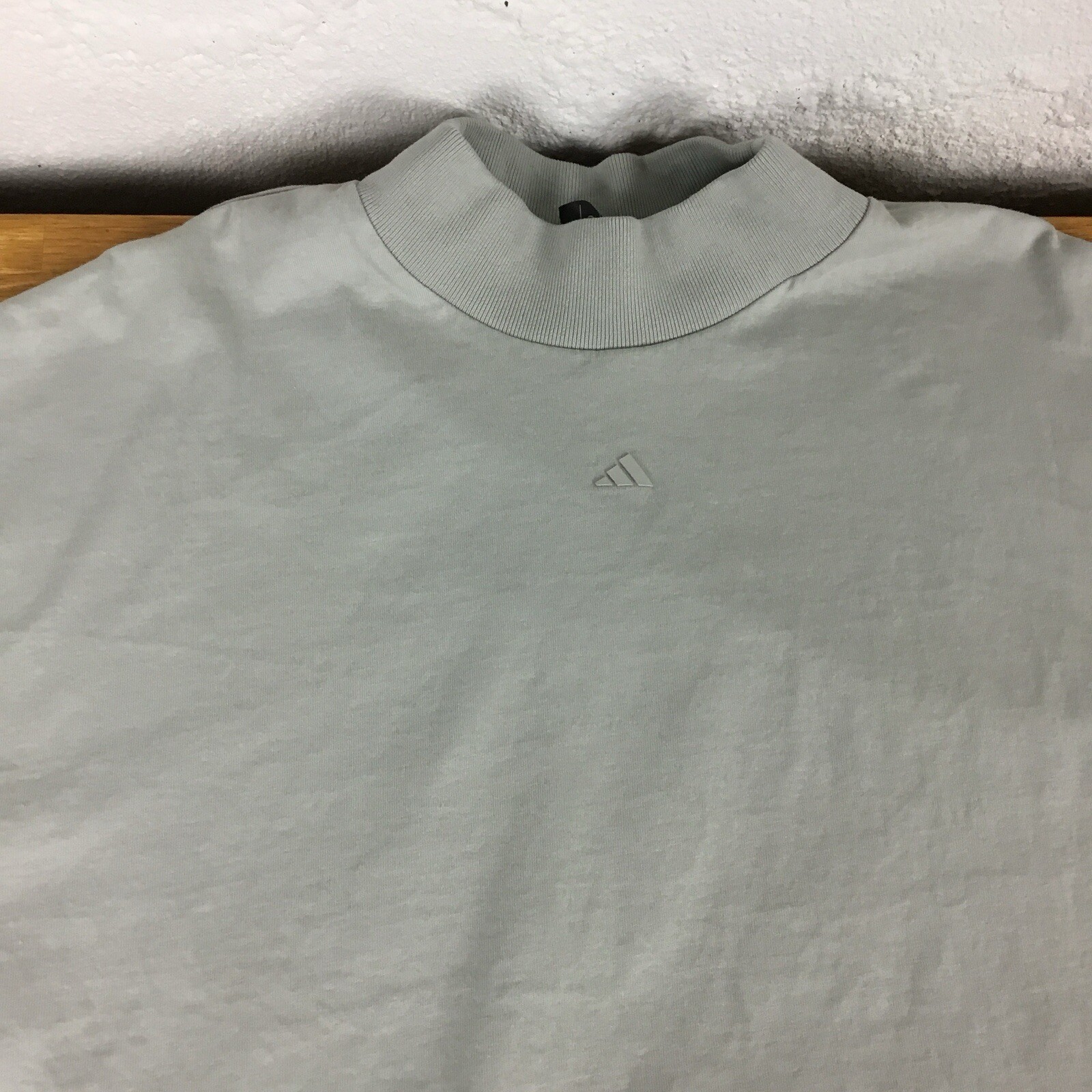 Adidas Basketball Mens Large Gray Mock Neck Long Sleeve Graphic T-Shirt L gallery