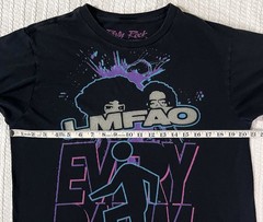 2011 LMFAO Everyday I’M Shuffling Glitter Official Merch T-Shirt LG 20.5” X 27”