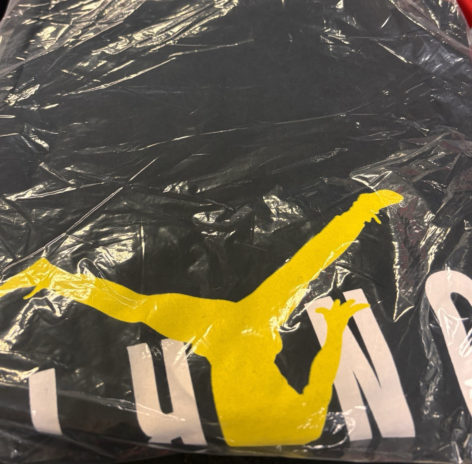SONRIE X Jordan Tee J Balvin T Shirt Size L HJ4189-010 New With Tags Tour Yellow gallery
