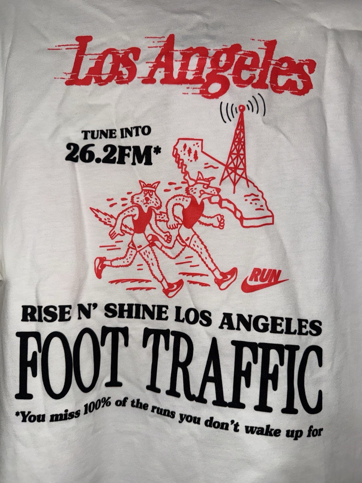 Nike LA 26.2 Marathon Shirt 2026 LOOSE FIT Size Small gallery