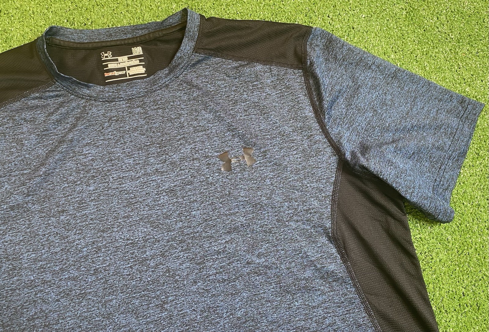 Under Armour T Shirt Mens Large Fitted Blue Heat Gear Polyester Loose Fit Gym