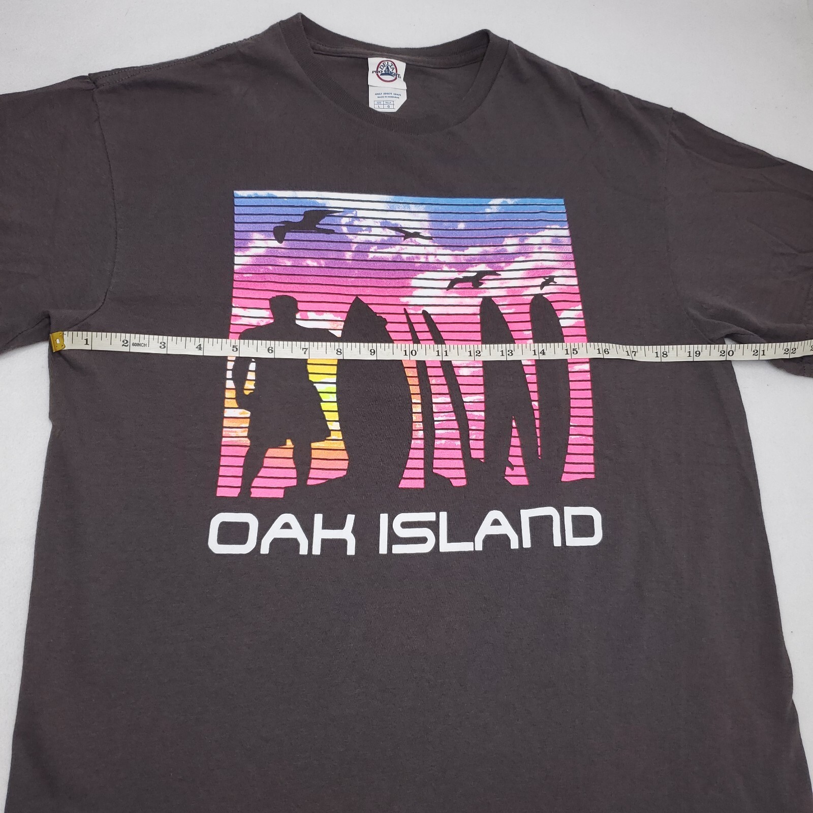 Oak Island NC Surfboard Sunset Mens Size Large Gray Short Sleeve T-Shirt gallery