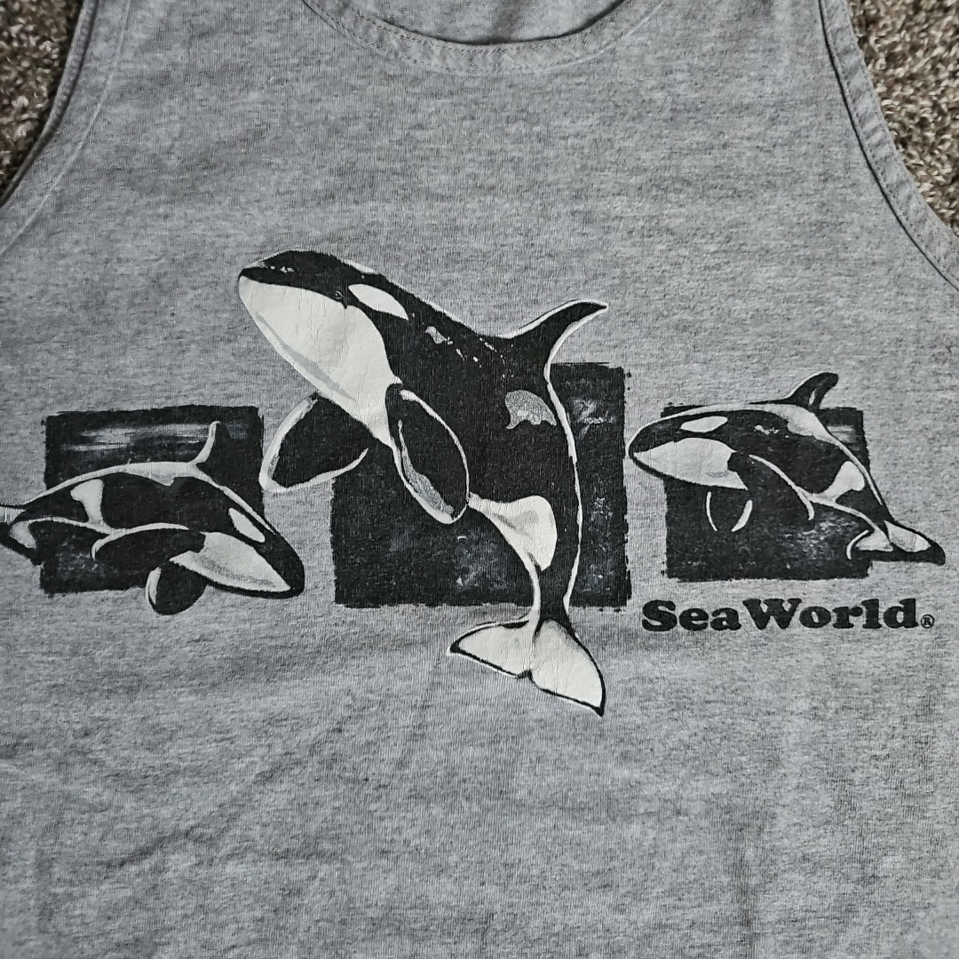 AAA Sea World Size Medium Sleeveless Tank Top w. Shamu Orca Whales gallery