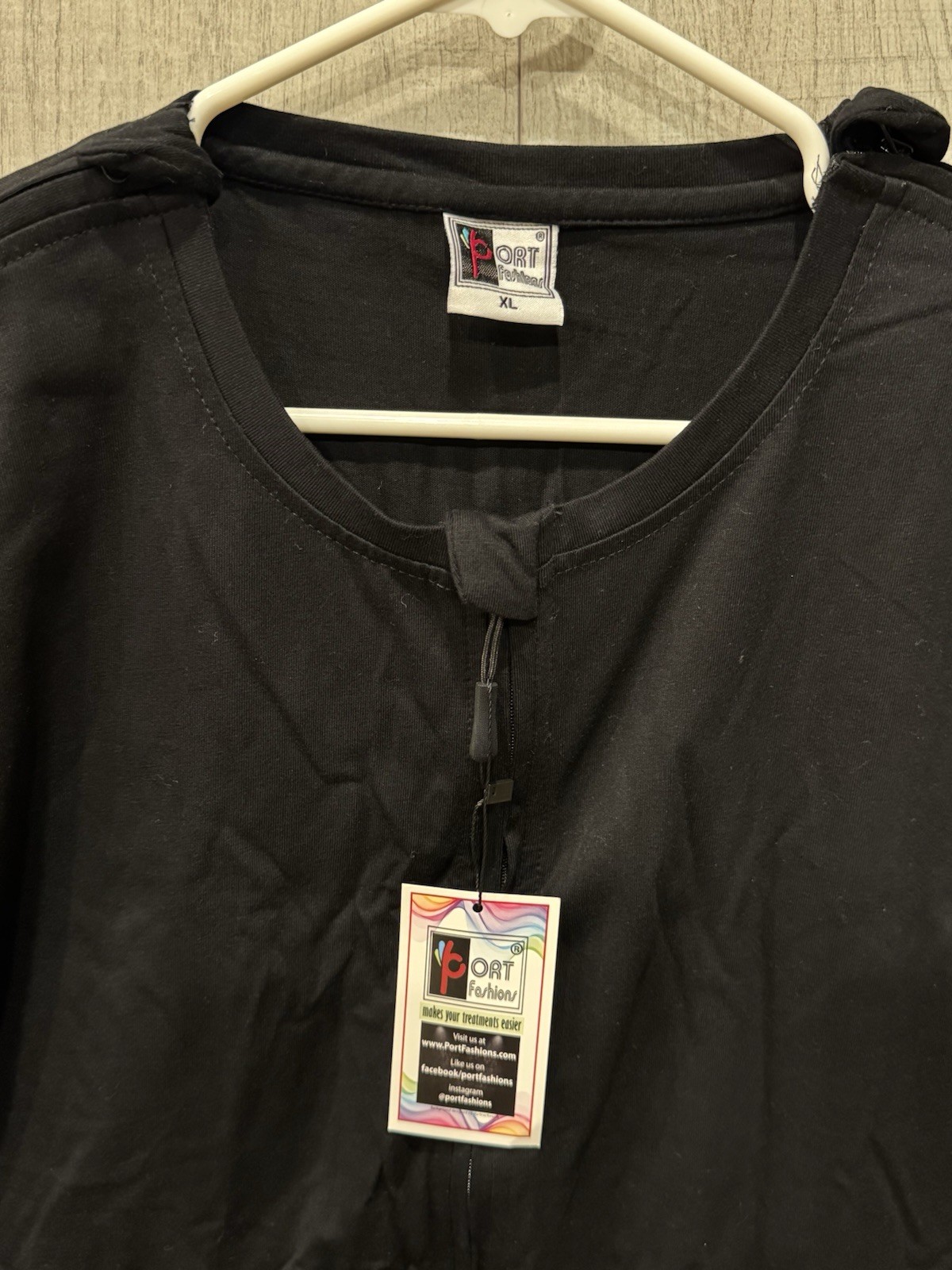 Port Fashions Unisex Mens XL Black Cotton T-Shirt for Medical Ports & Chemo NWT gallery