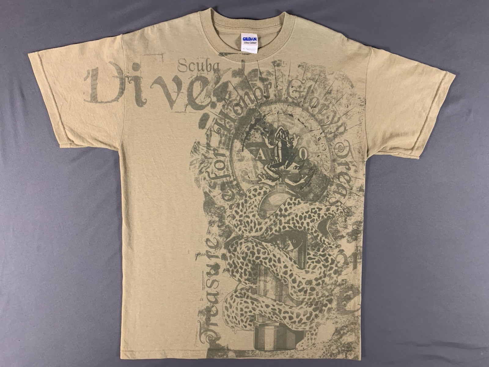 Y2K Amphibious Outfitters Scuba Diving Frog Snake T-Shirt mens medium grunge gallery