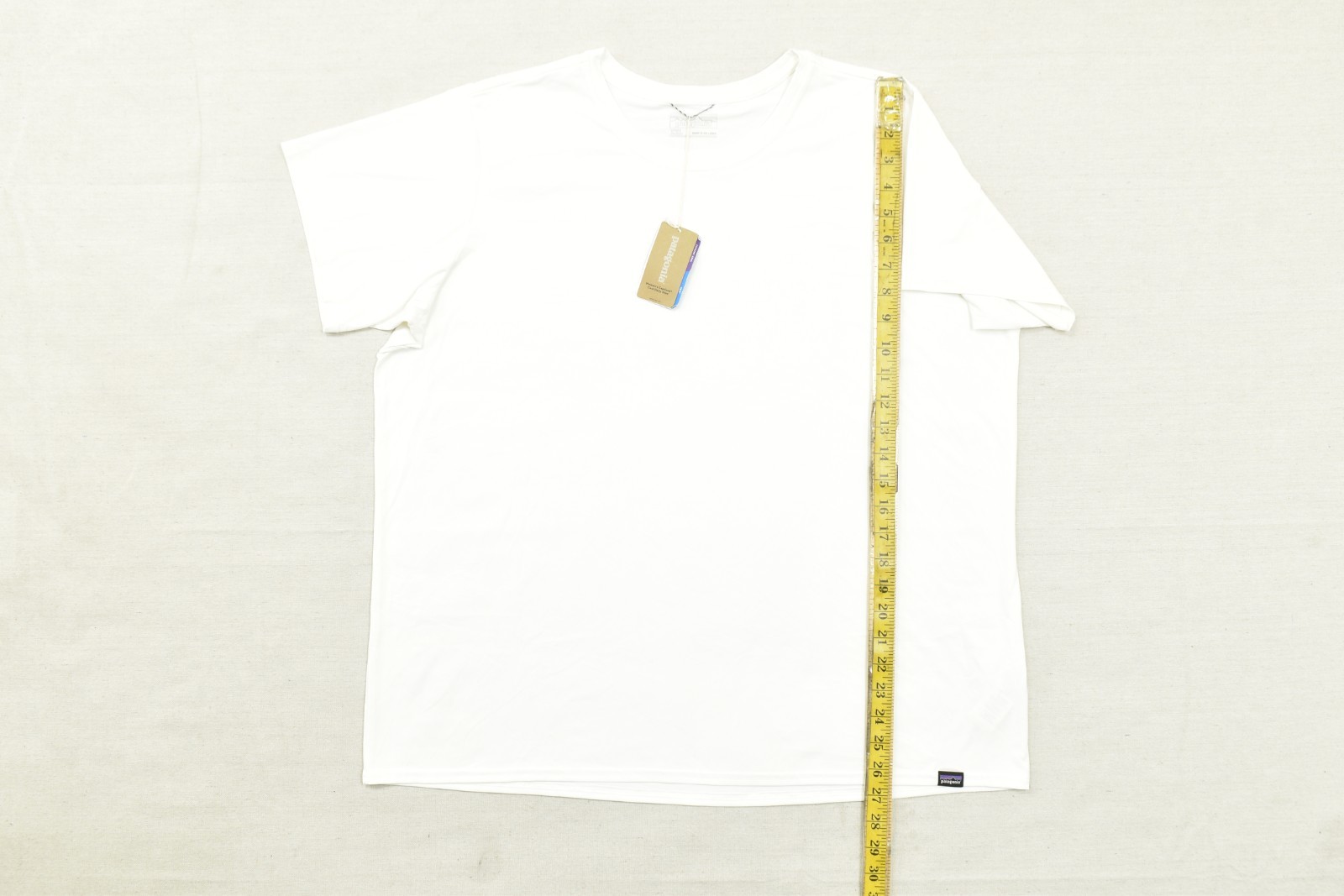 Patagonia Men's Capilene Cool Daily Shirt Short Sleeve Solid White Size XXL NEW gallery