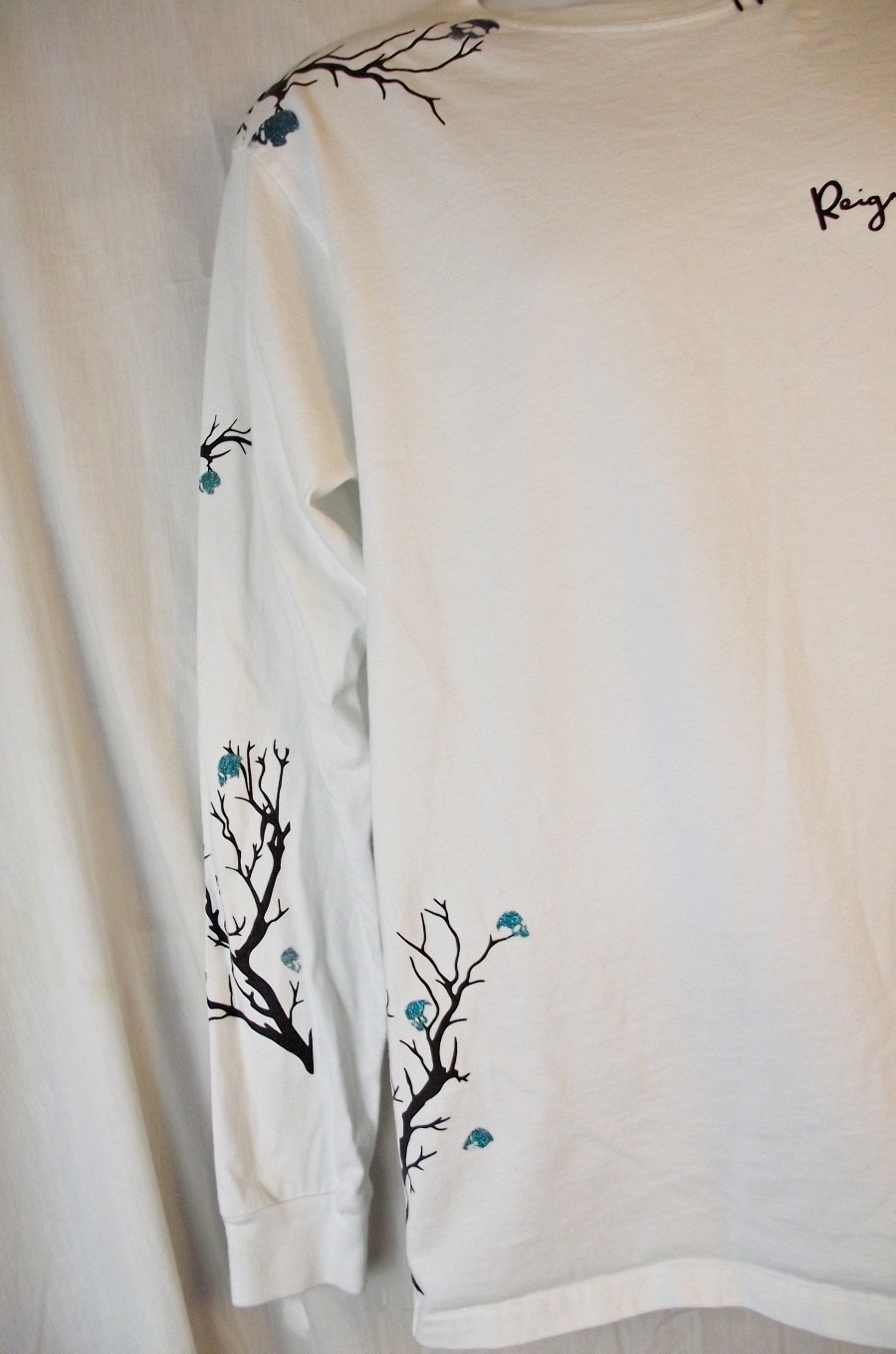 STREETWEAR Reigning Fury Mens Long Sleeve Tee White Glitter Skulls Branches Med gallery
