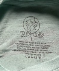 Buc-ee’s and the Beach Pale Blue Summer Adult T Shirt Sz L FREE SHIPPING B85