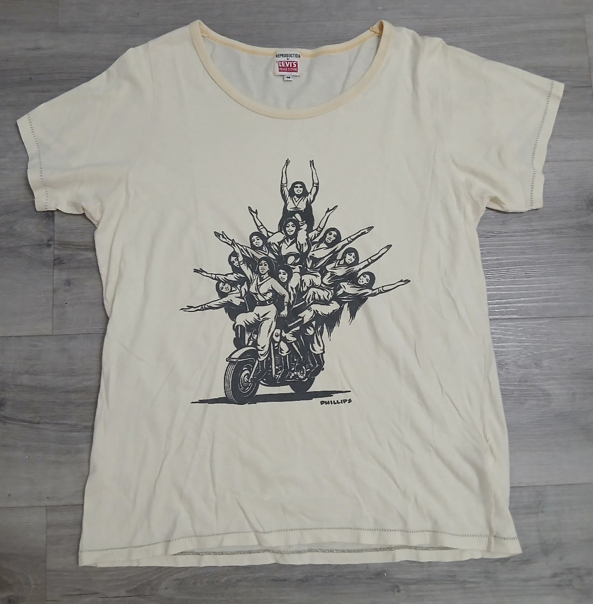 Levi's Vintage Clothing LVC 'Jim Phillips' Artwork T Shirt - Size M gallery