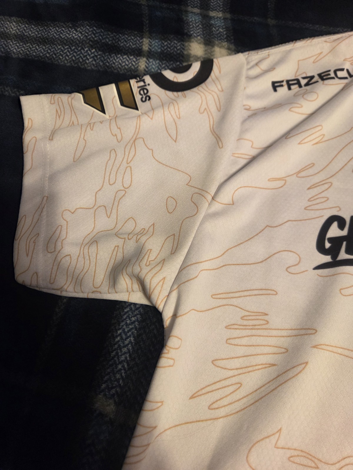 FaZe Clan Gold Bullet1 R6 Siege Esports Jersey Signed (Medium) gallery