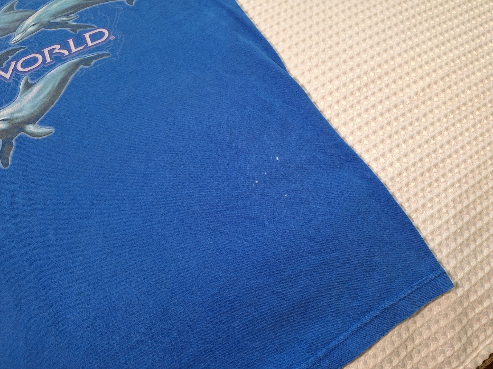 Sea World Dolphins Souvenir Blue Cotton T-shirt Size M Delta gallery