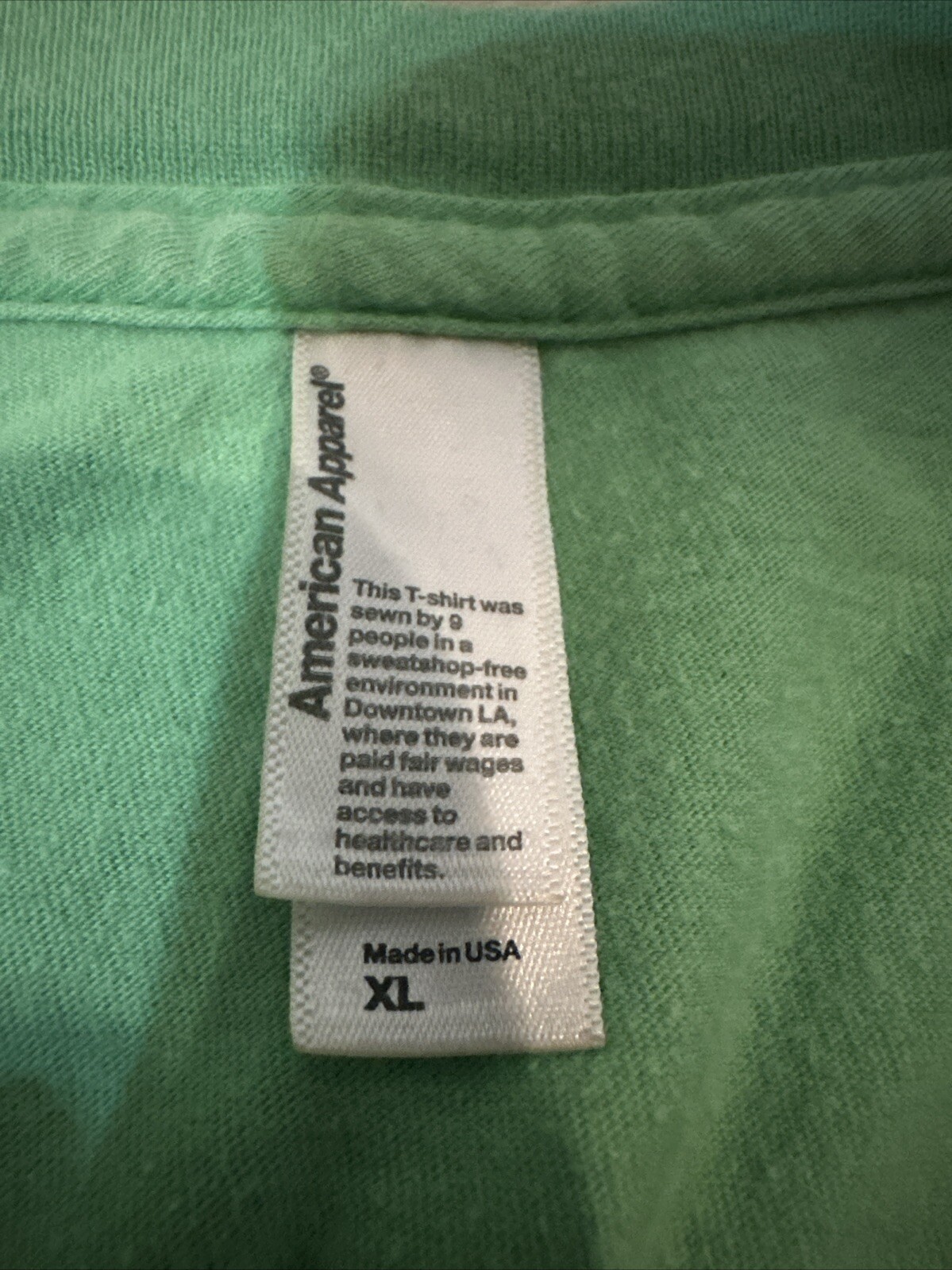 APPLE Employee T-Shirt~AMERICAN APPAREL USA~ Apple Green~TECH COMPANY~Adult XL gallery