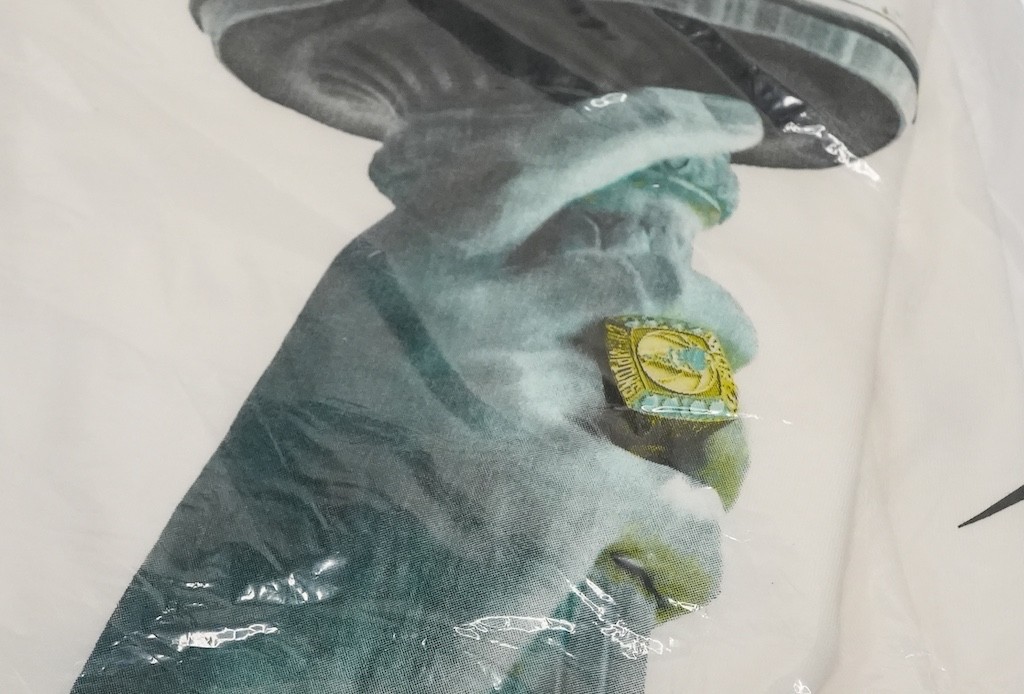 2024 Nike New York Liberty Statue of Liberty WNBA Championship RING Shirt Large gallery
