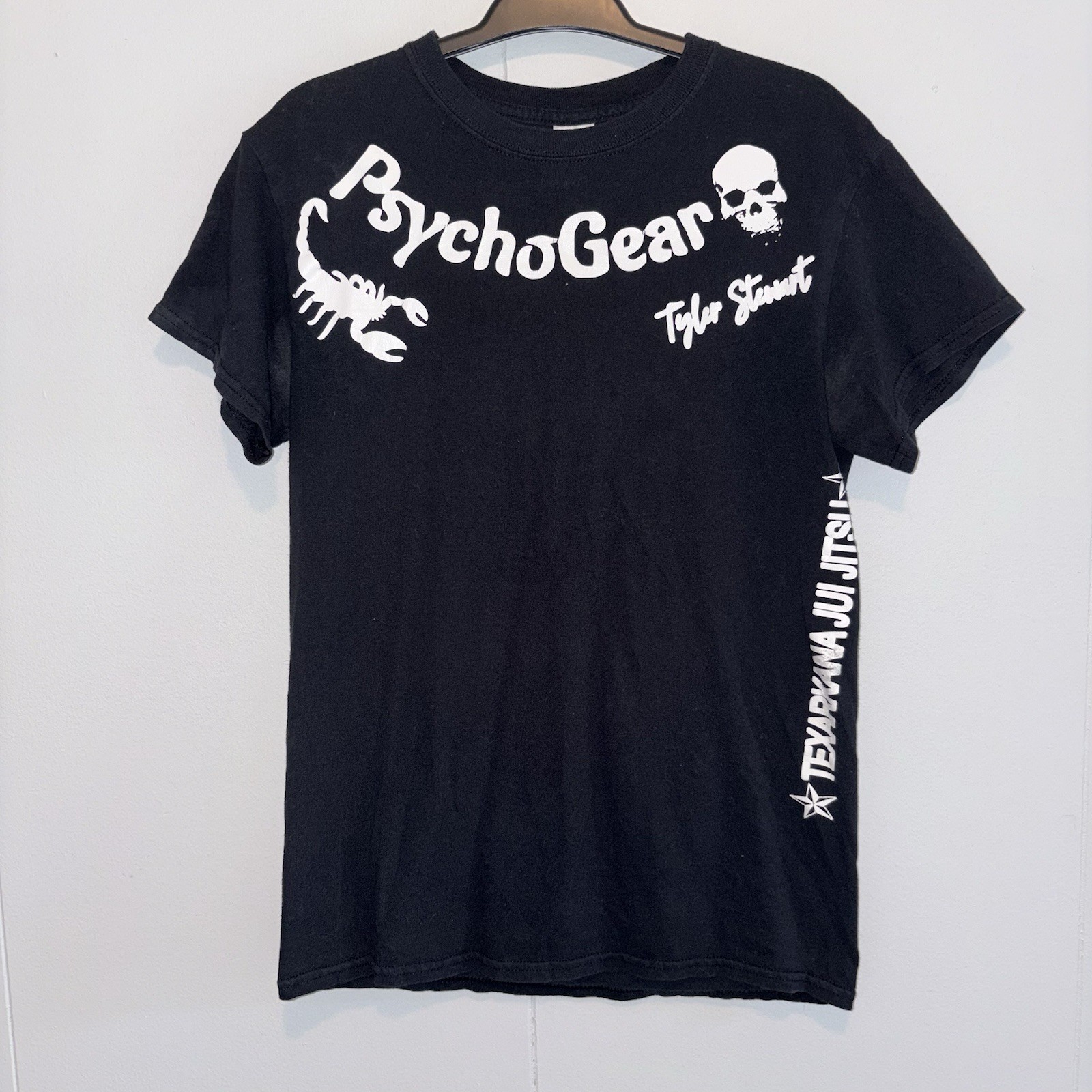PsychoGear Tyler Stewart The Psychopath 601 Dungeon Dweller Graphic Tee Small