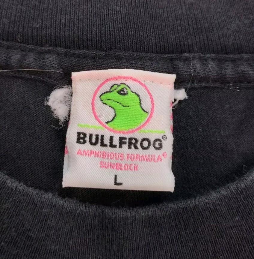 Vtg 90’s Bullfrog Amphibious Formula Sunblock Neon Shark Hunt Size Large T-Shirt gallery