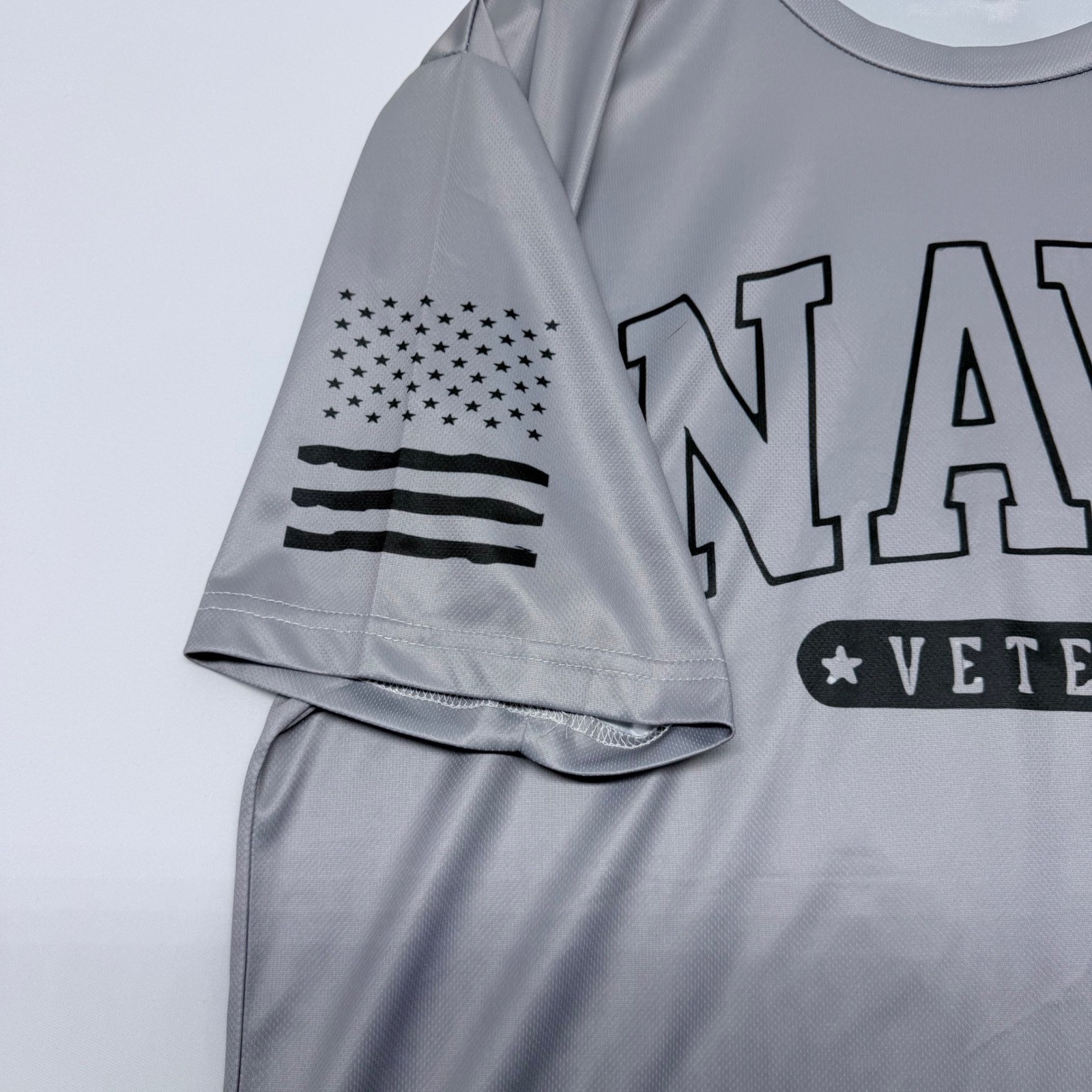 Navy Veteran Graphic T-Shirt Mens Large Grey Polyester Performance Tee US Flag gallery