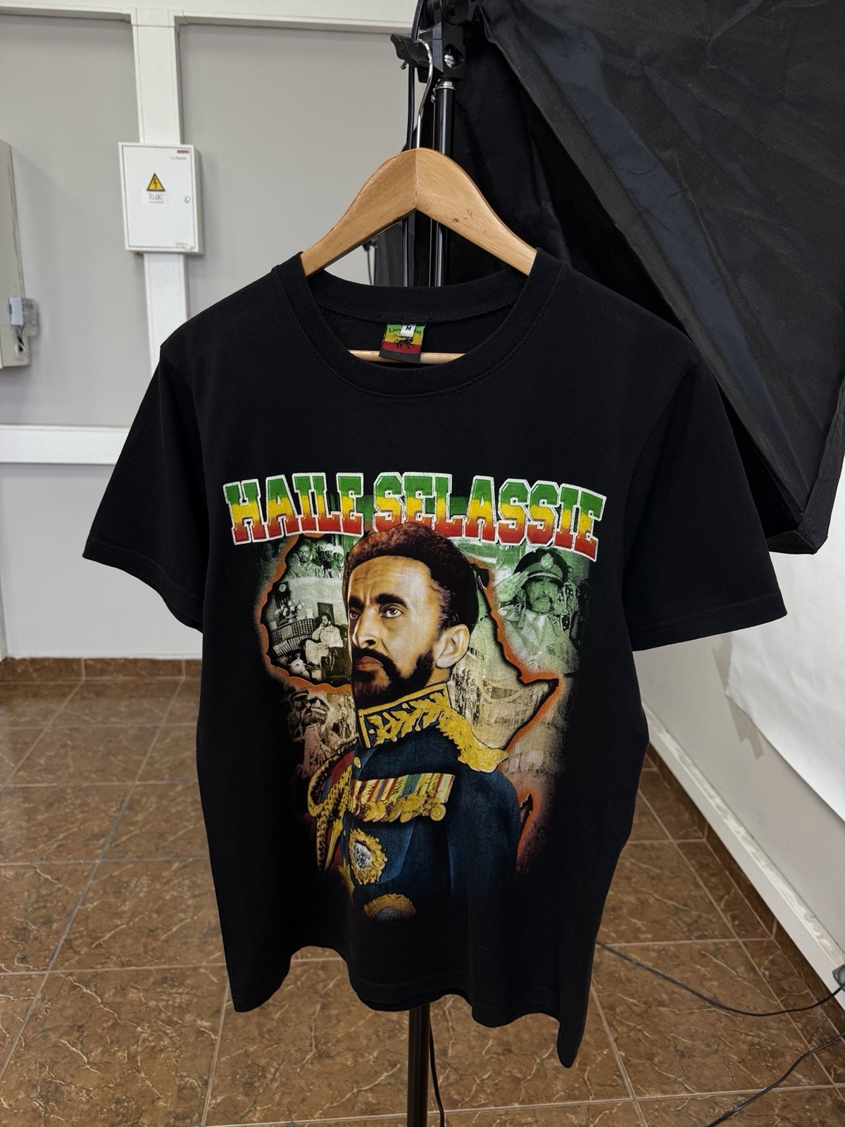 🇪🇹 Vintage 90s Haile Selassie RasTafari Emperor Ethiopia King T-Shirt Size M gallery