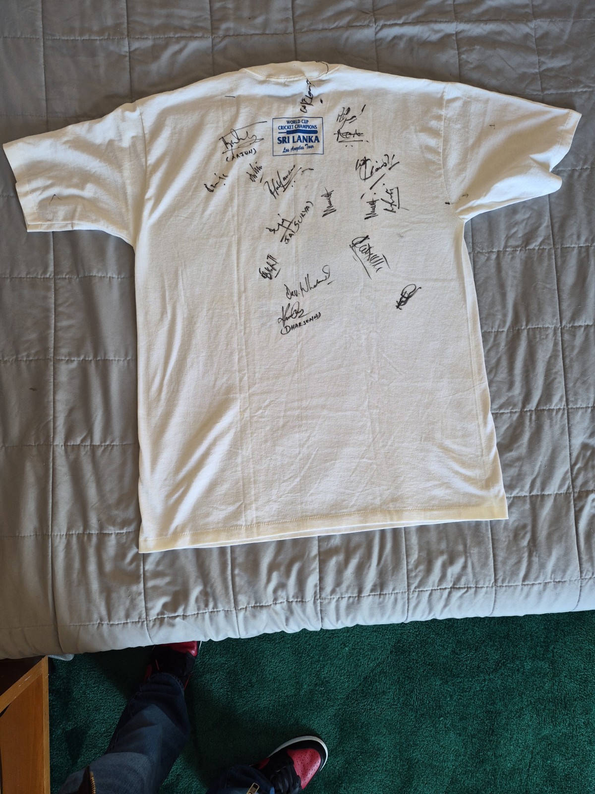 Vintage World Cup Cricket Champions Sri Lanka XL LA TOUR 96 Signatures On Back gallery