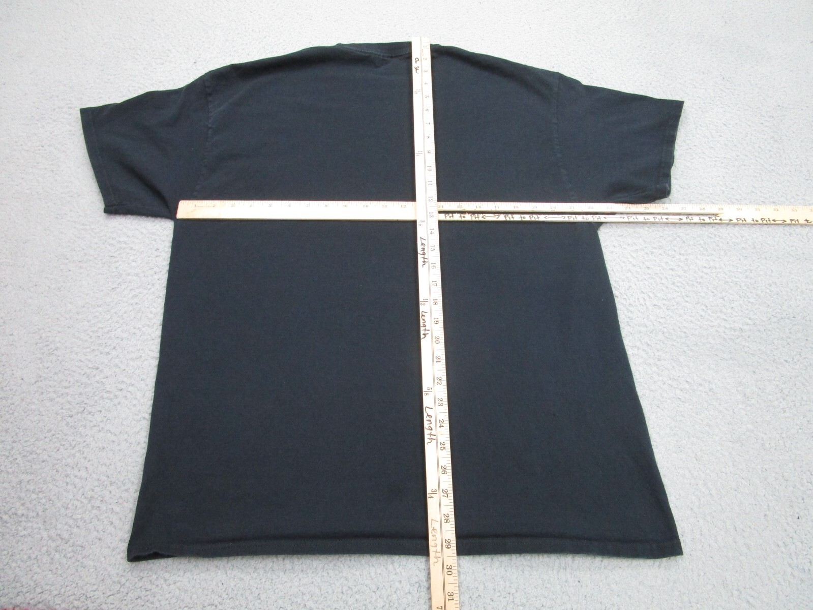 J. Balvin Shirt Mens XL Black Mcdonalds Familia Adult T-Shirt gallery