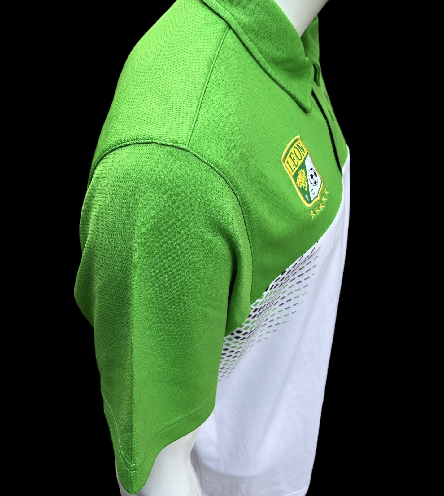 Club Leon Polo shirt Pirma 2012 Size L Used 🦁 gallery