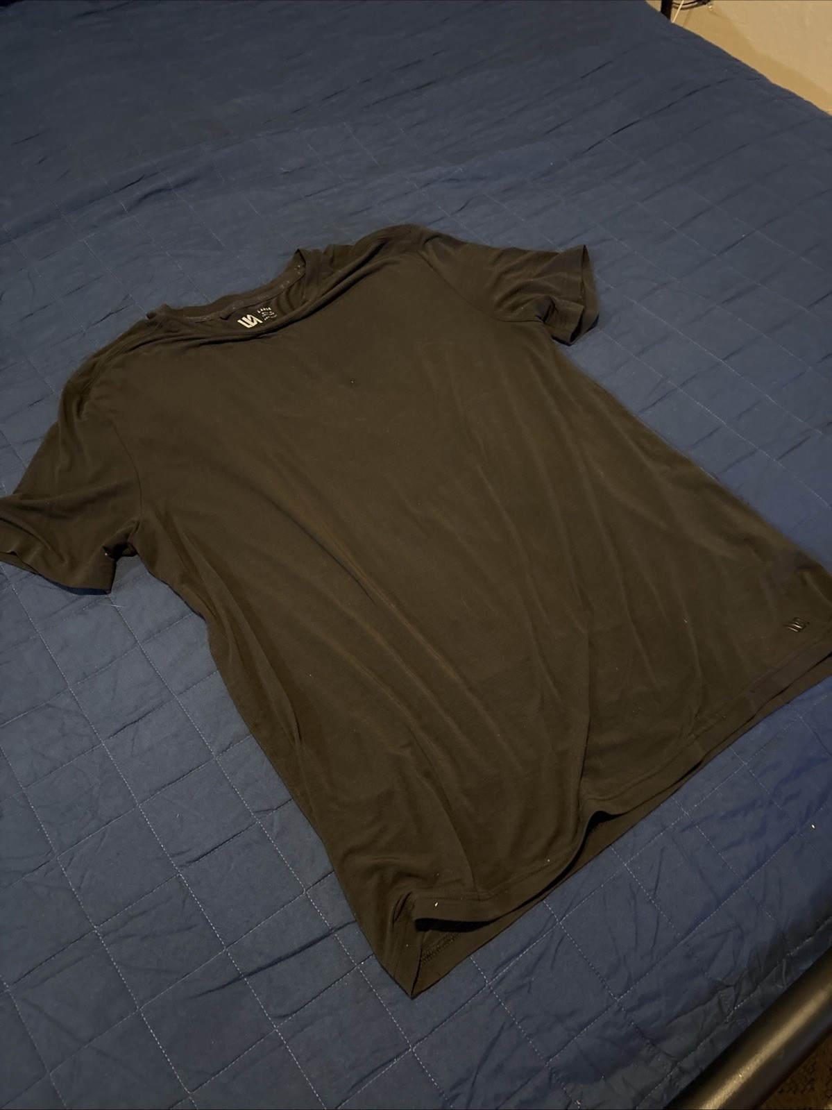 VRST Men’s Black T Shirt Sz L Excellent Condition Super Soft Stretch gallery