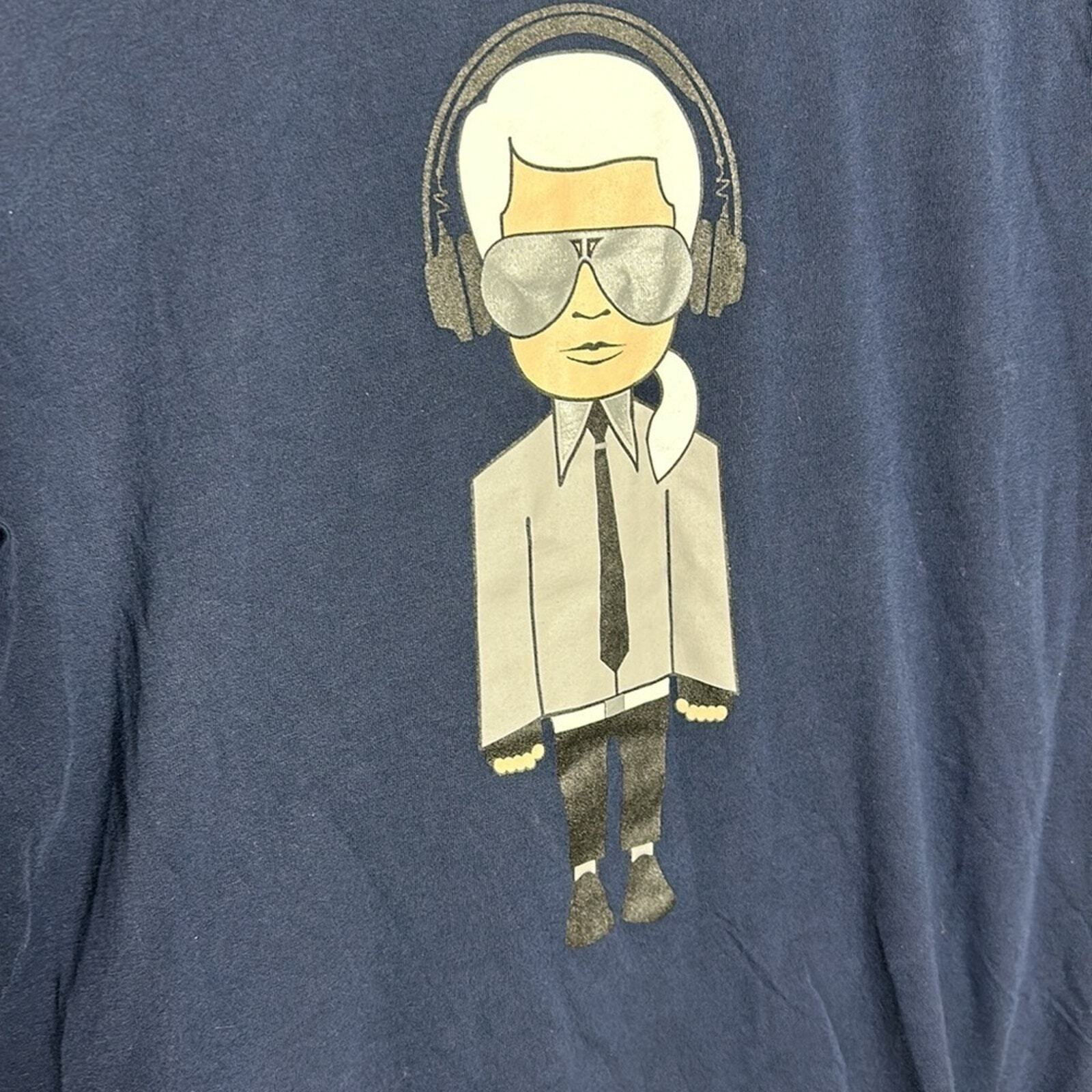 Karl Lagerfeld Paris graphic man with headphone and suit size small gallery