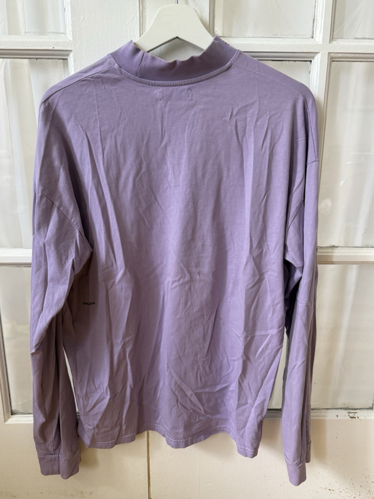 PANGAIA Men’s M Purple Organic Cotton Knit Mock Neck Long Sleeve Logo Tee gallery