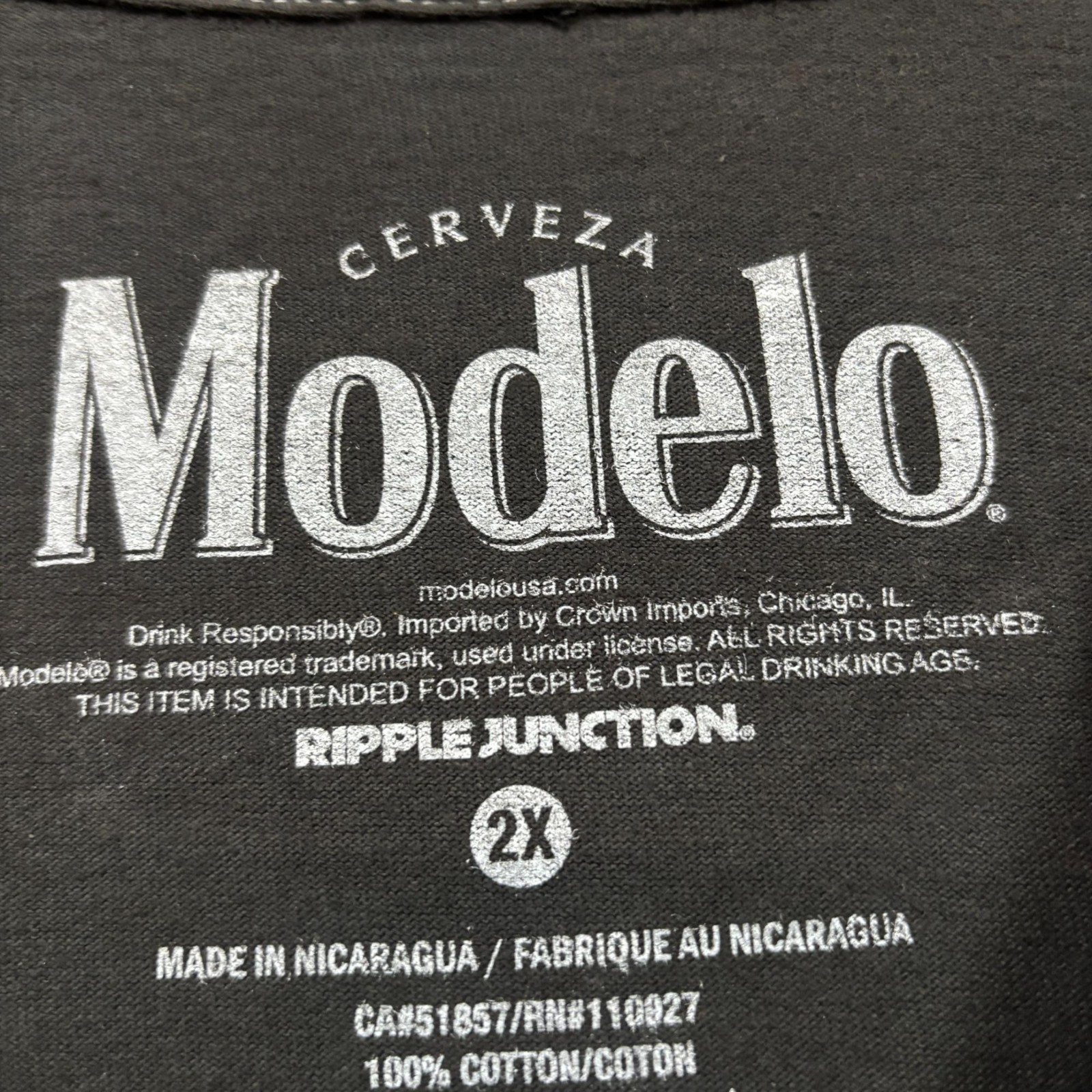 Modelo “Modelo Chelada” Graphic T-Shirt Size 2X gallery