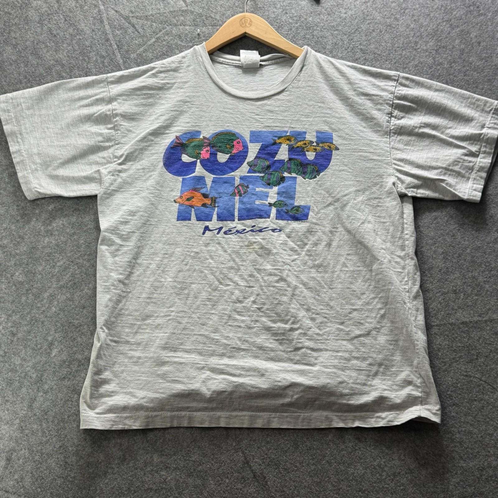 Vintage LOLAS Shirt Mens XL Gray Cozumel Mexico Fish Graphic Tee Crewneck Beach gallery