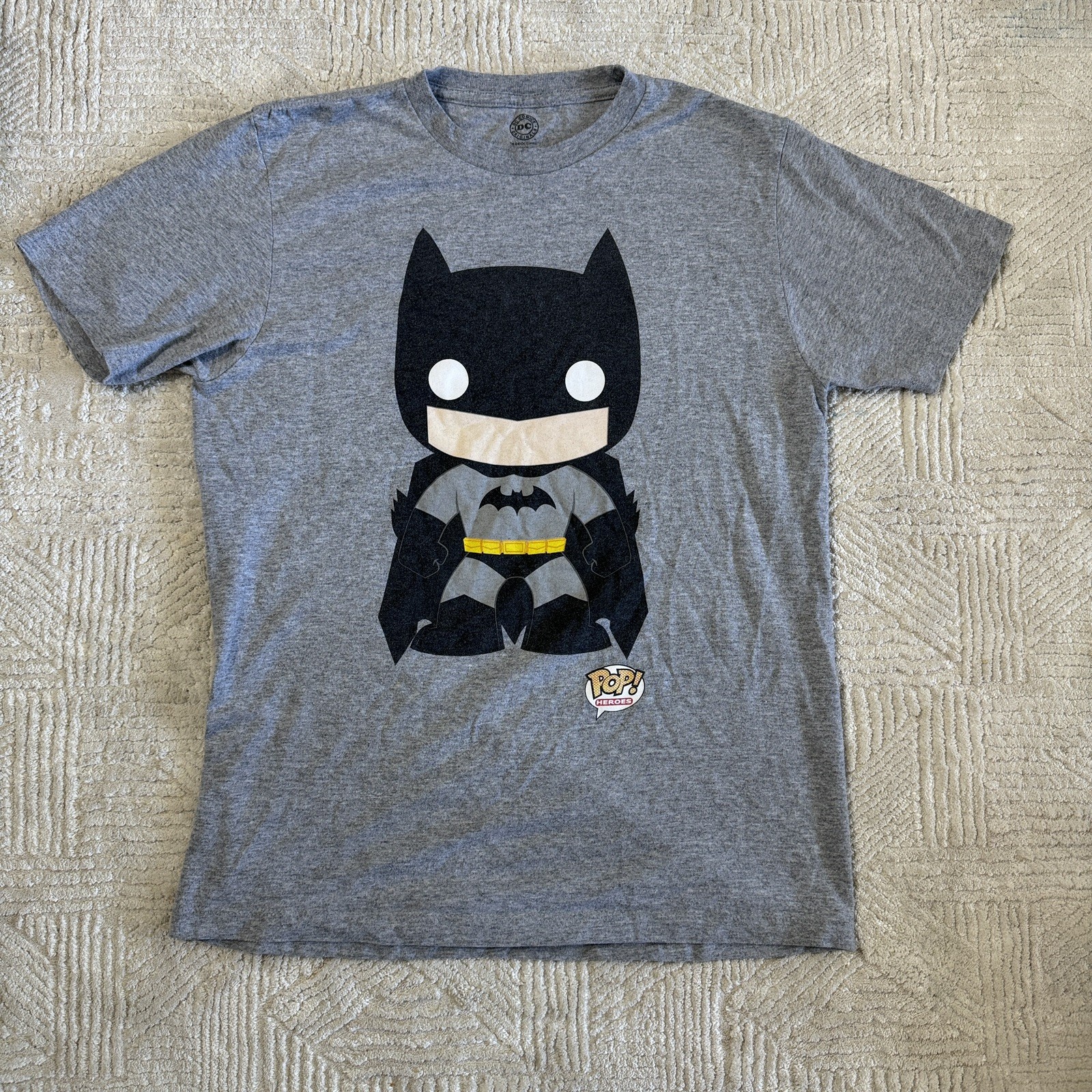 DC Comics Originals T-Shirt Mens Medium Gray Batman Funko Pop Graphic Tee Top gallery