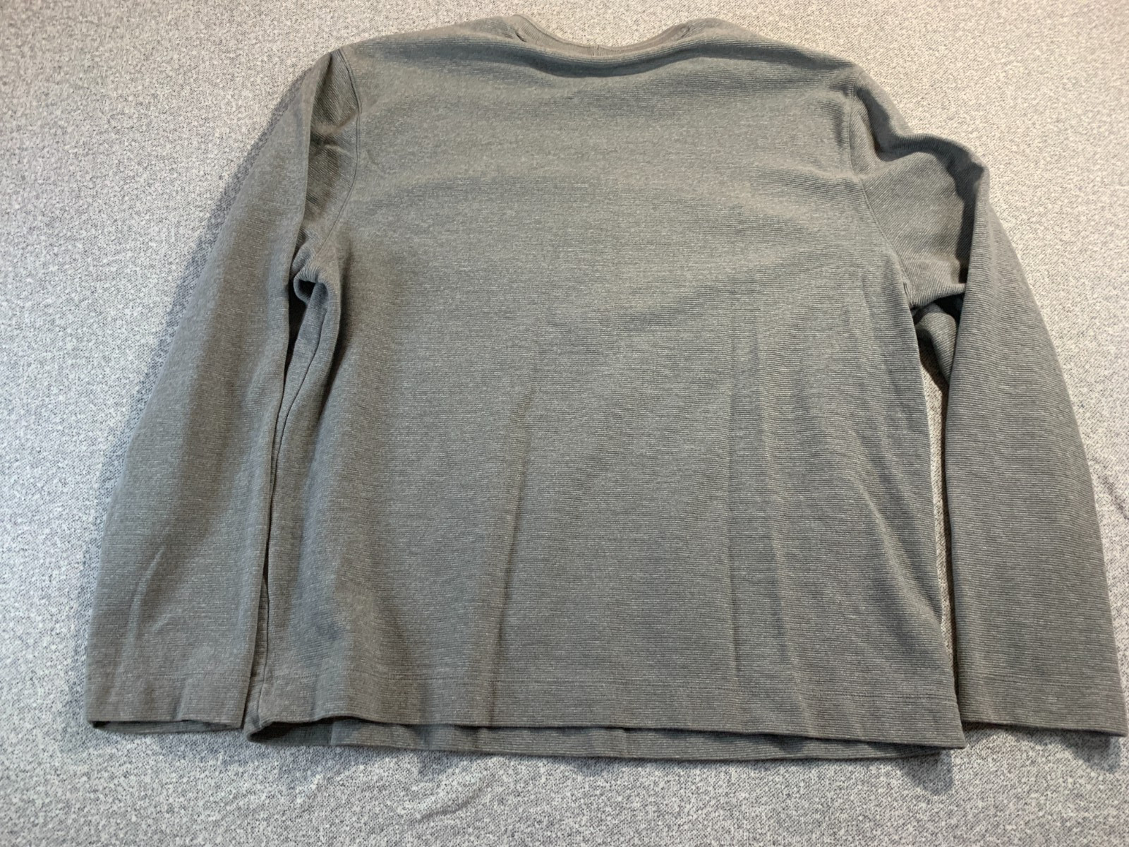 Van Heusen Essential Top Men's Large Gray Cotton Blend Regular Fit Long Sleeve gallery