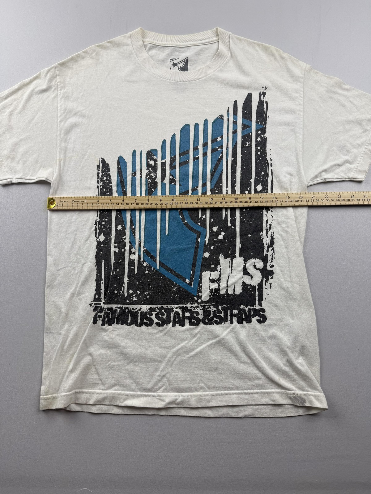 Famous Stars & Straps Shirt Mens Large White Big Logo Graphic Tee Skate gallery