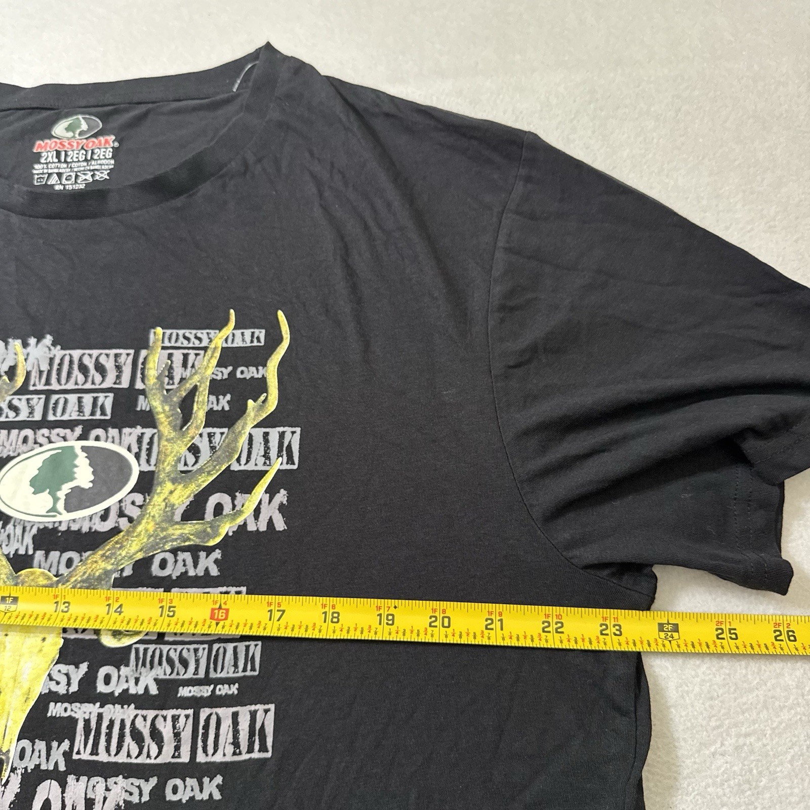 Mossy Oak Men XXL Black Short Sleeve Shirt Deer Skull Buck Graphic Hunting Tee gallery