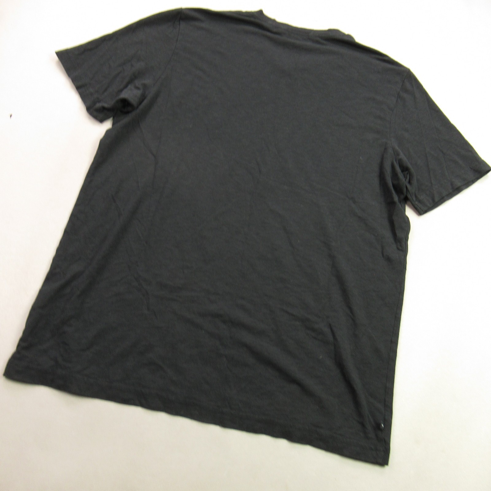 Travis Mathew Shirt Mens XL Short Sleeve V Neck Black Lightweight gallery