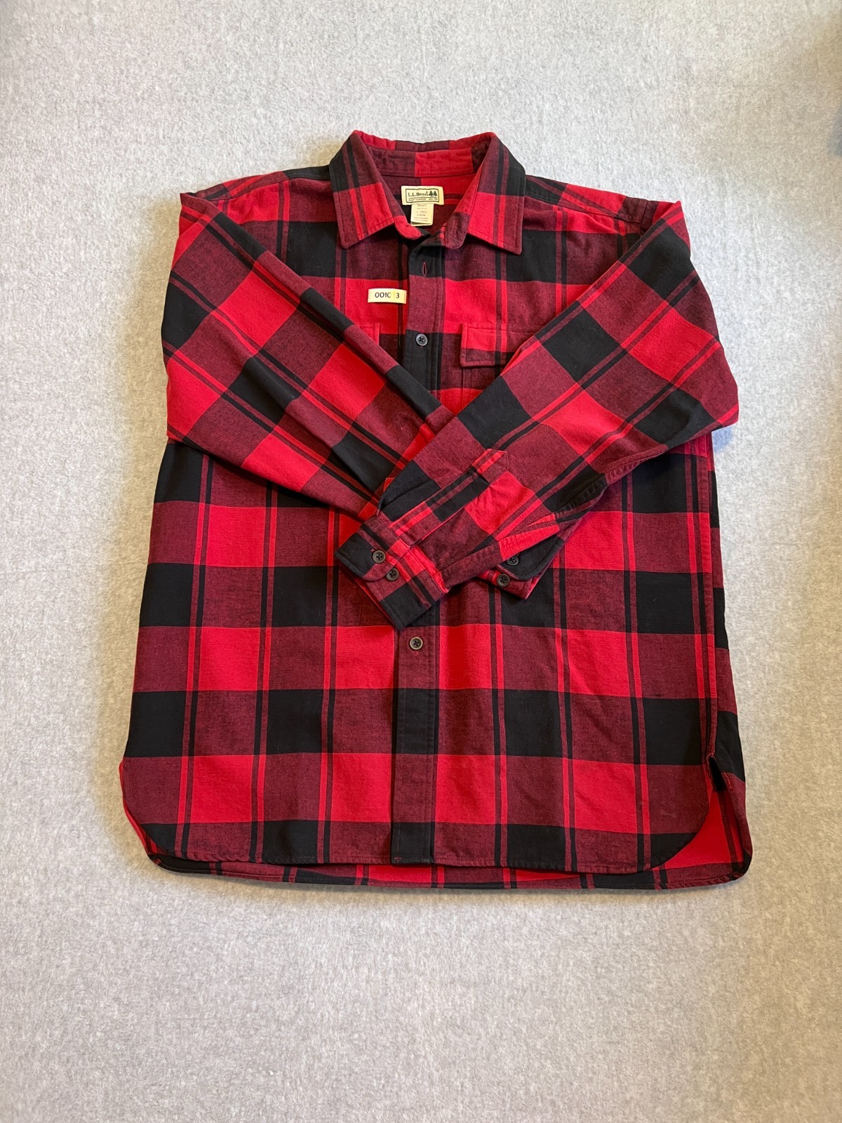 L.L. Bean Mens Large red n black plaid button down heavy weight shirt gallery