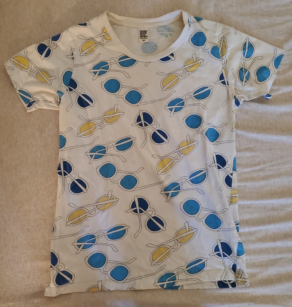 Graniph All Over Print Sunglasses Art T Shirt Size SS/XS Used