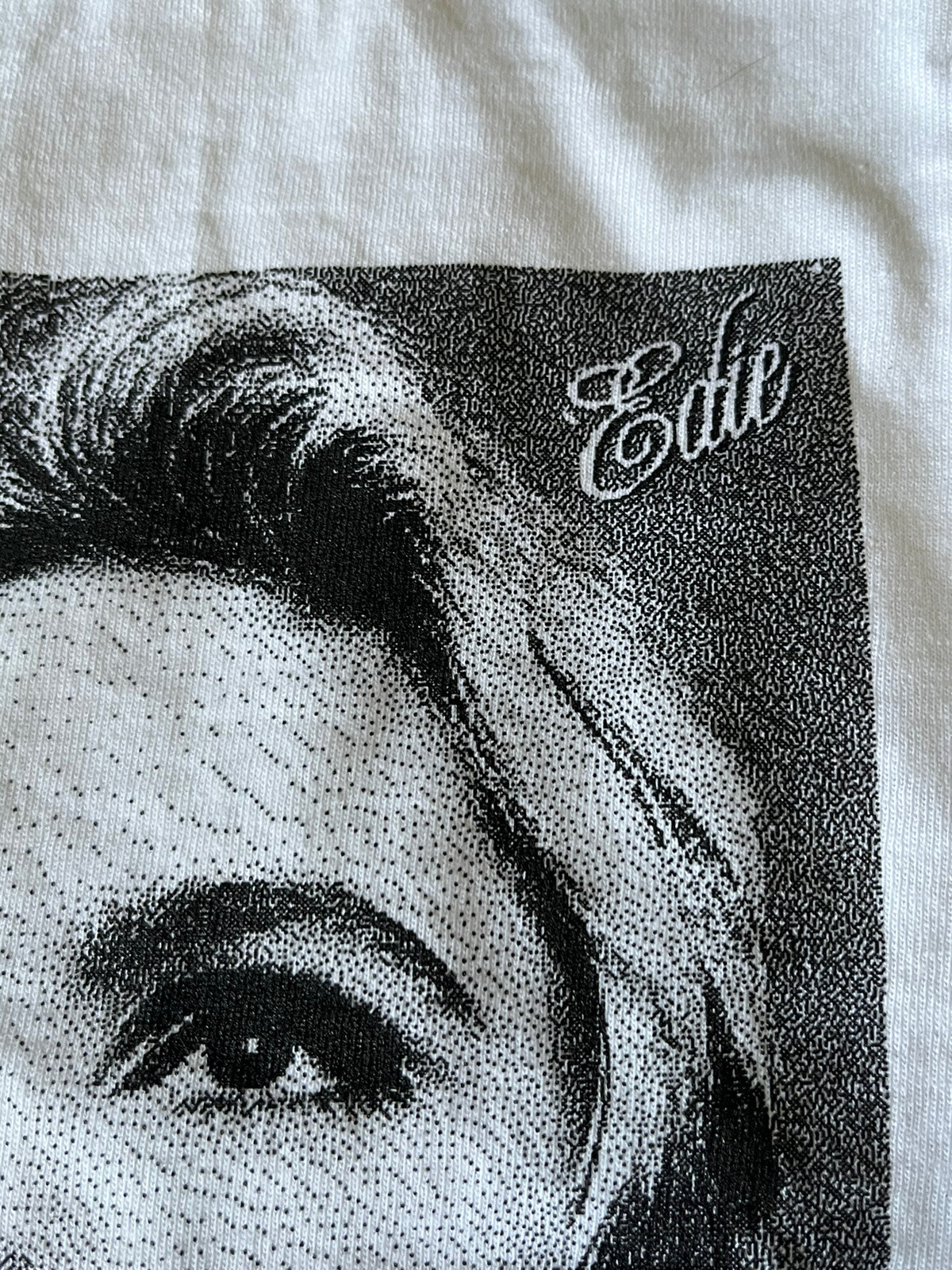 Margot Robi Beautiful Face Cotton Tee Size Medium ,hand Silk Screened gallery