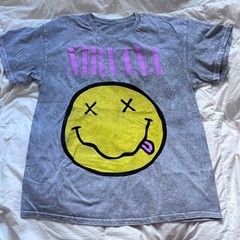 Nirvana smiley graphic band tee XL casual cotton alt grunge short sleeve emo