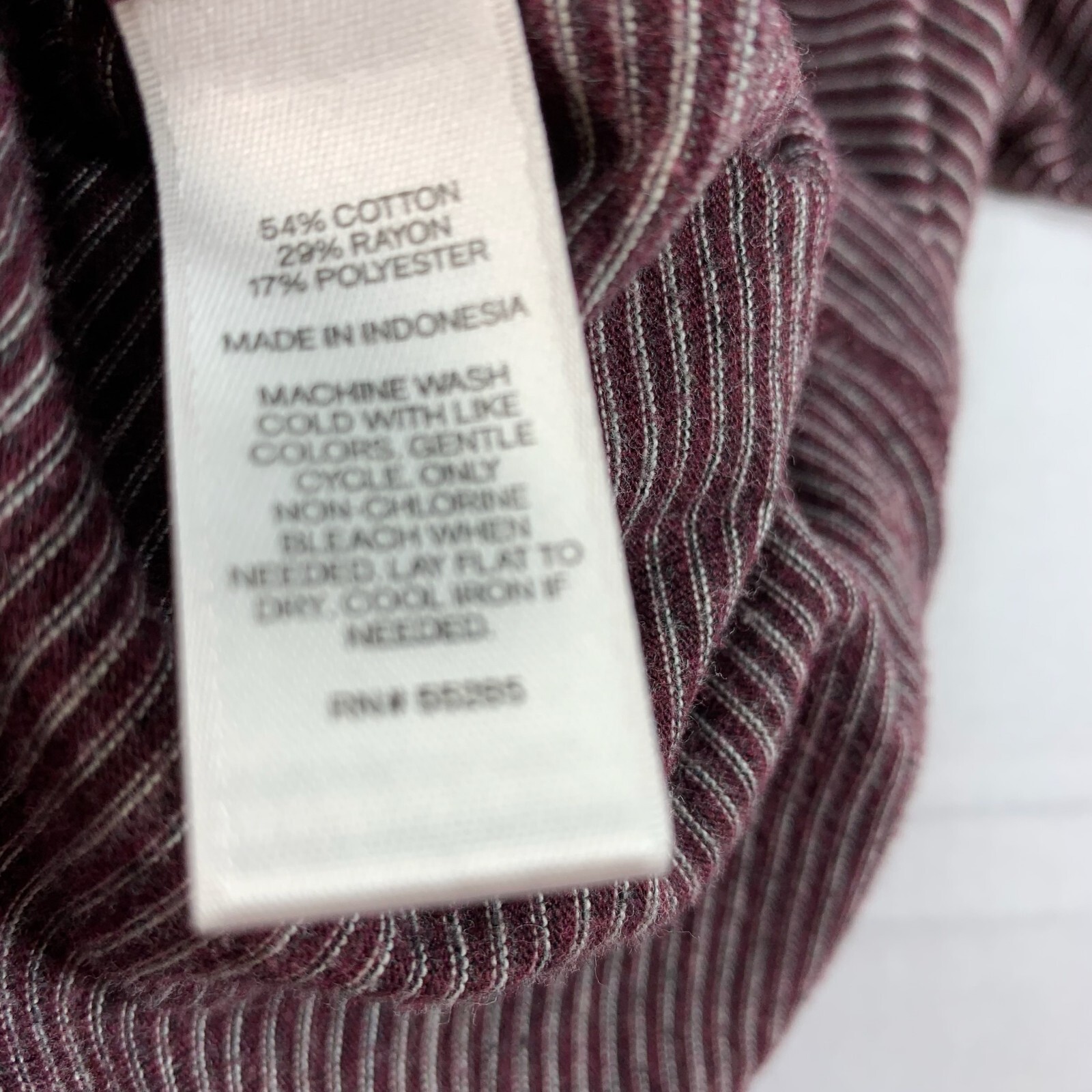 Express Casual Shirt Mens Size Large Red Striped Short Sleeve gallery